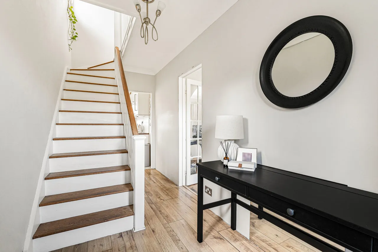 Thorn Road, Boundstone, GU10, photo 5