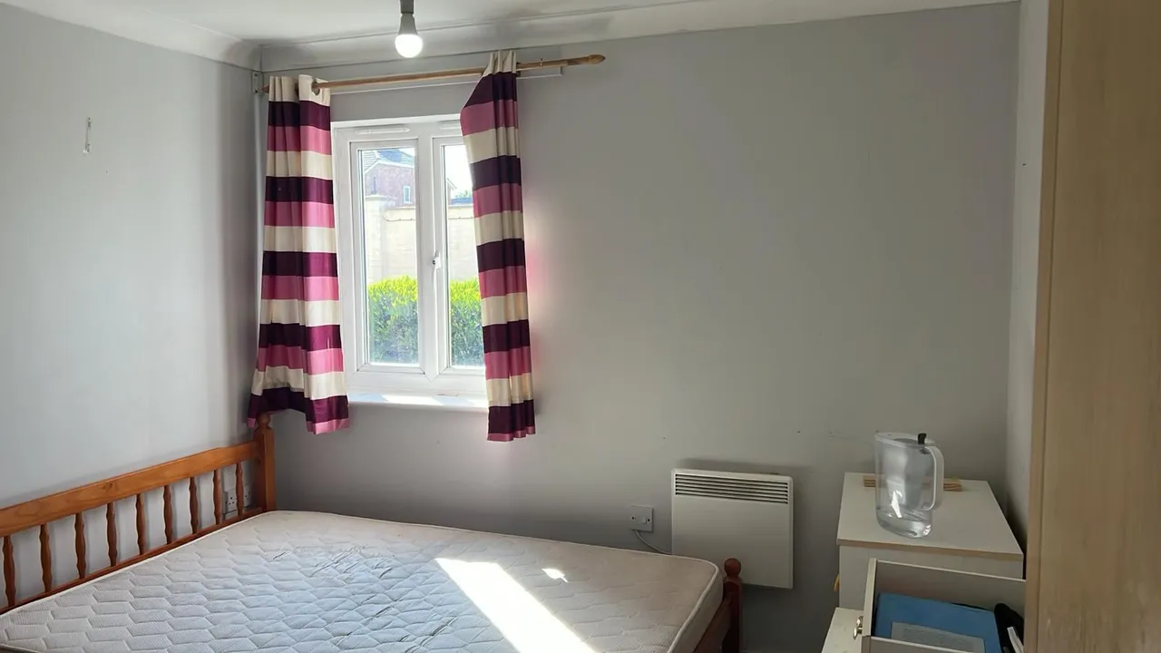 Dominion Close, Hounslow, TW3, photo 6