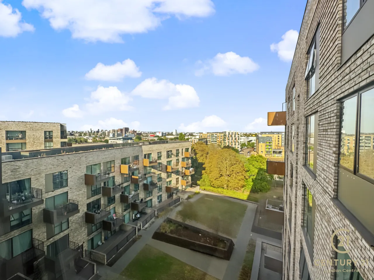 Lakeside Drive, Park Royal, NW10, photo 19