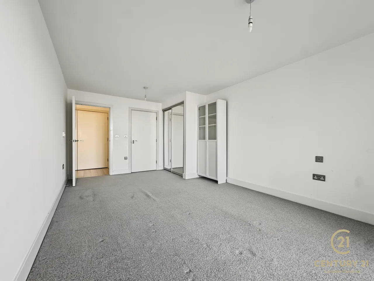 Lakeside Drive, Park Royal, NW10, photo 12