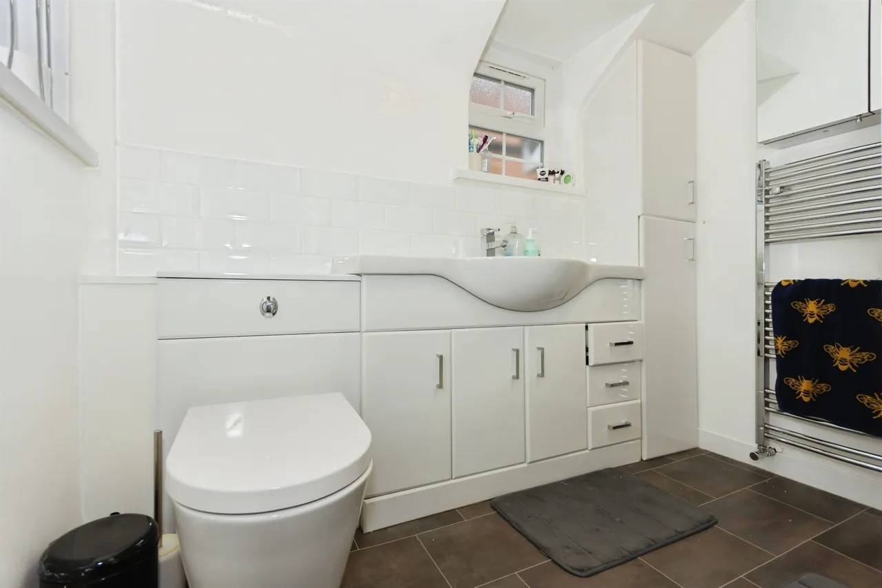 Hawthorn Croft, Oldbury, B68, photo 14