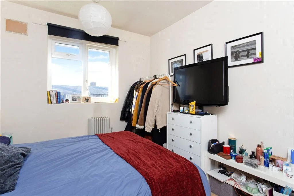 Morris House, Solon New Road Estate, London, SW4, photo 10