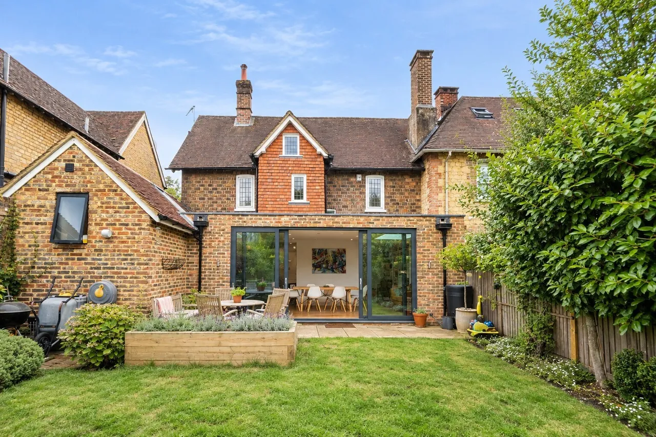 Petworth Road, Haslemere, GU27, photo 17