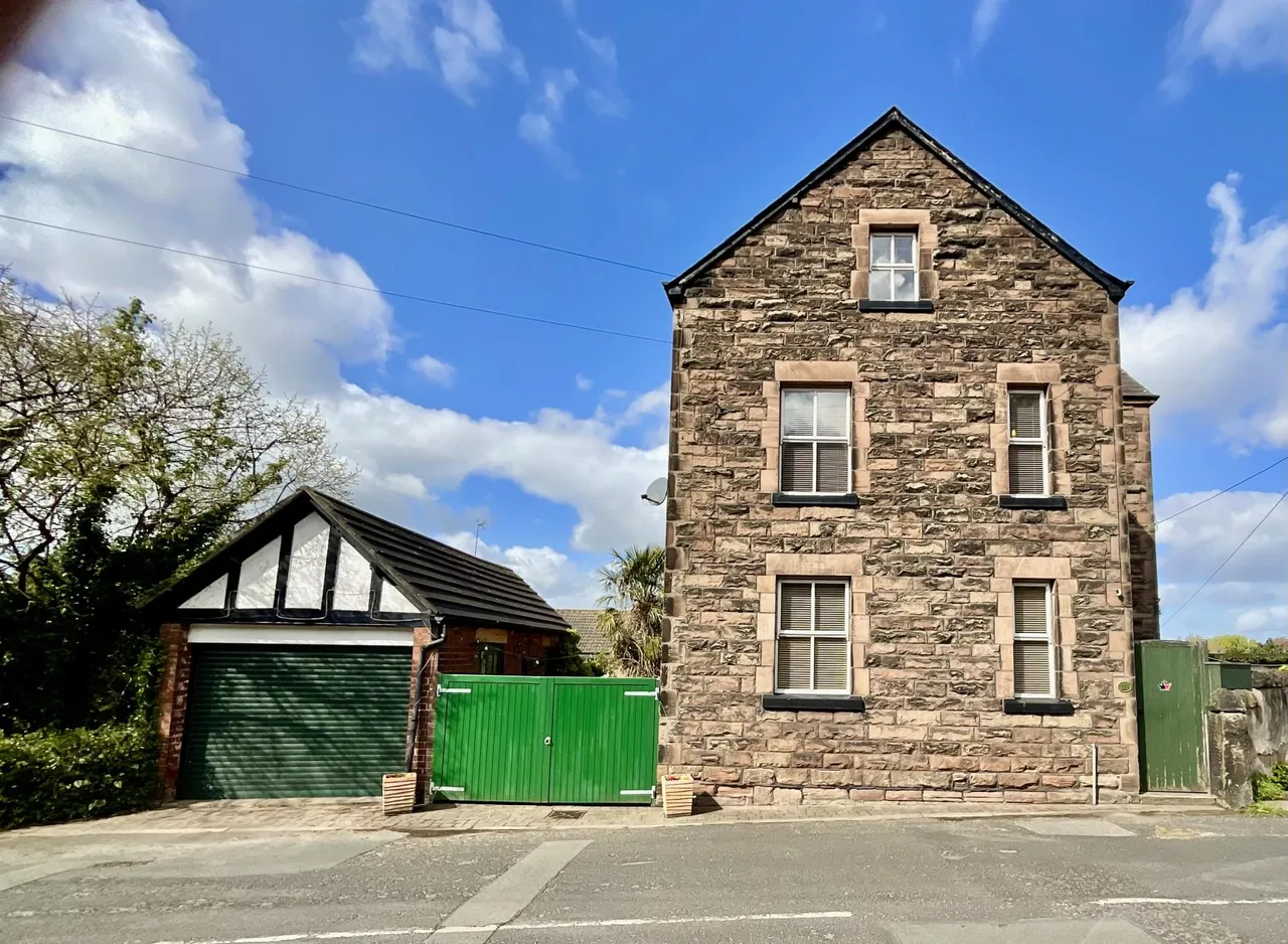 5 bed house for sale, Robin Hood Lane, Helsby, WA6