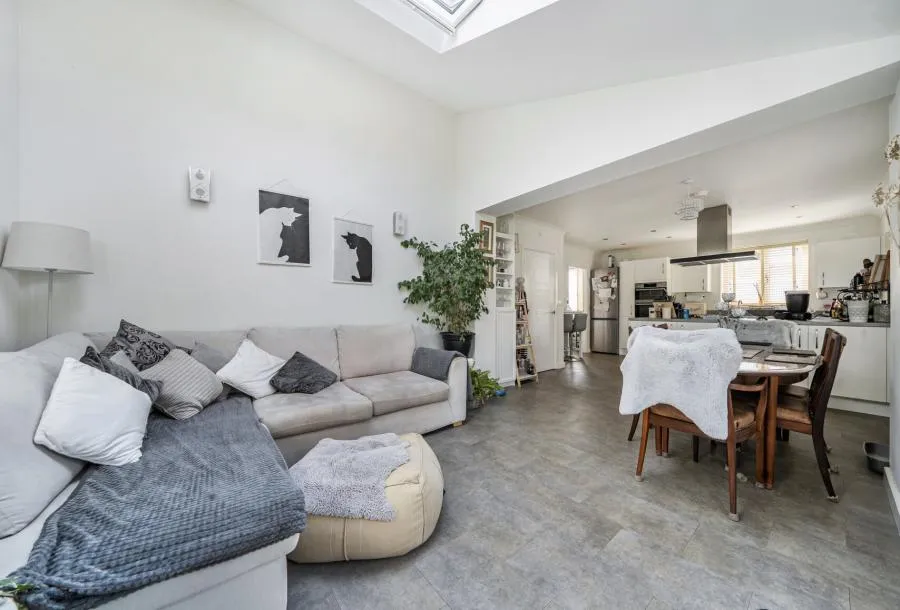 Spitfire Drive, Witney, OX29, photo 2