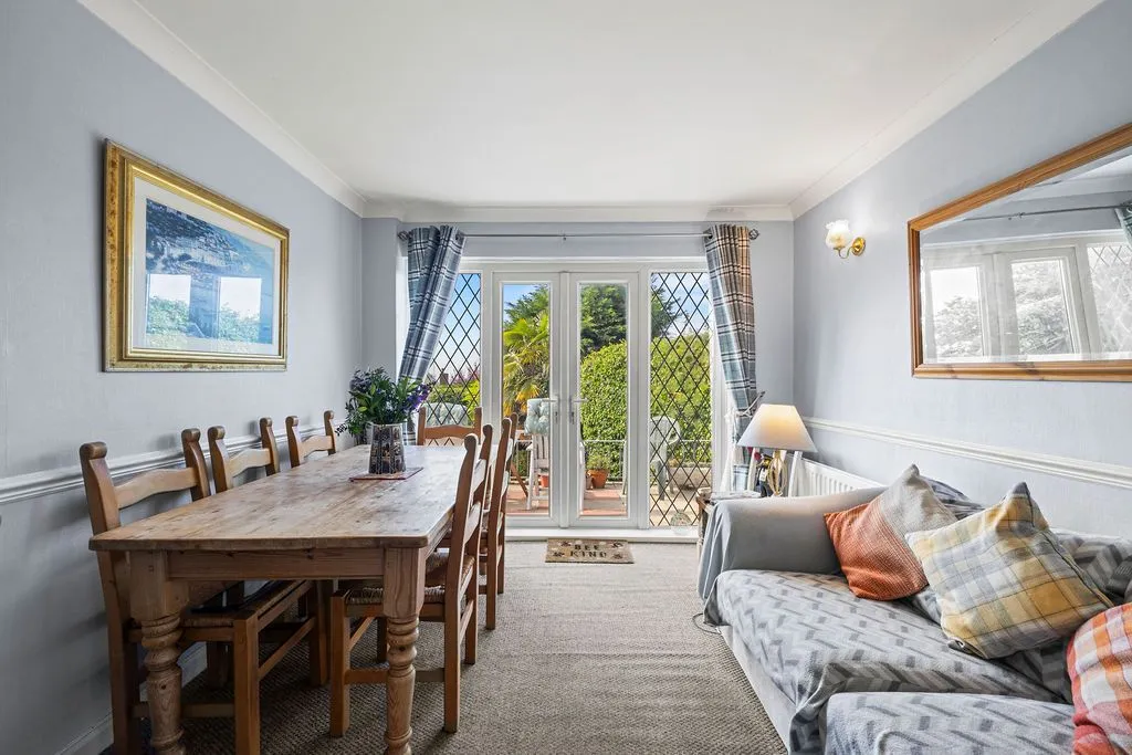 Cambridge Gardens, Langland, SA3, photo 9
