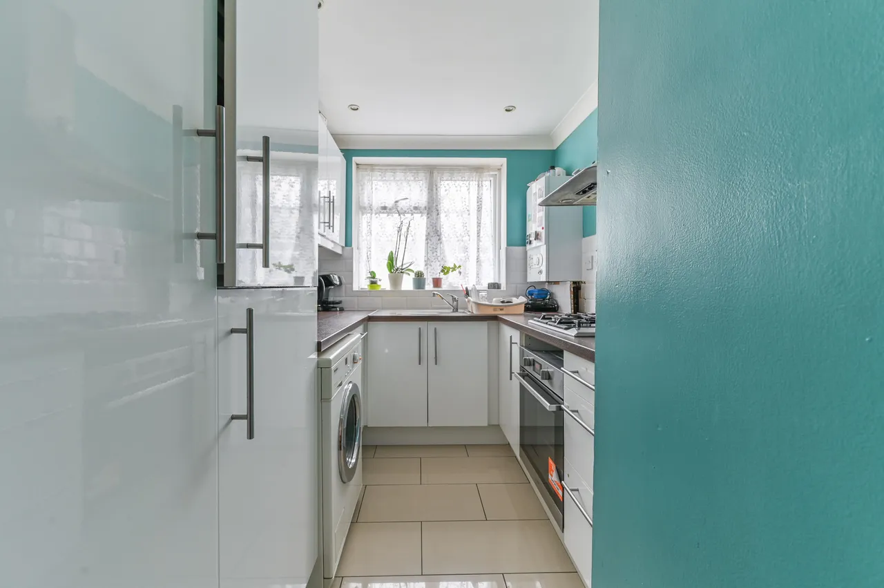 16 Oakfield Court, 252 Pampisford Road, South Croydon, photo 8