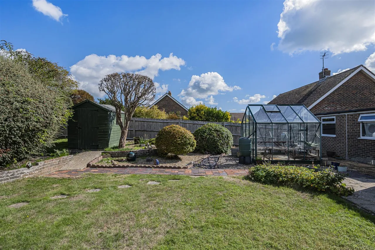 Fairways Close, Seaford, photo 26