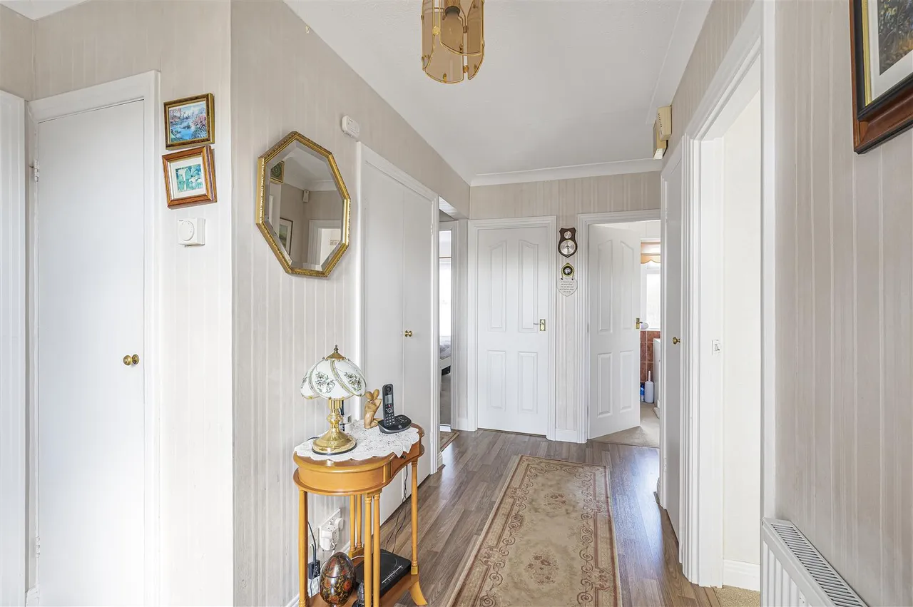Fairways Close, Seaford, photo 10