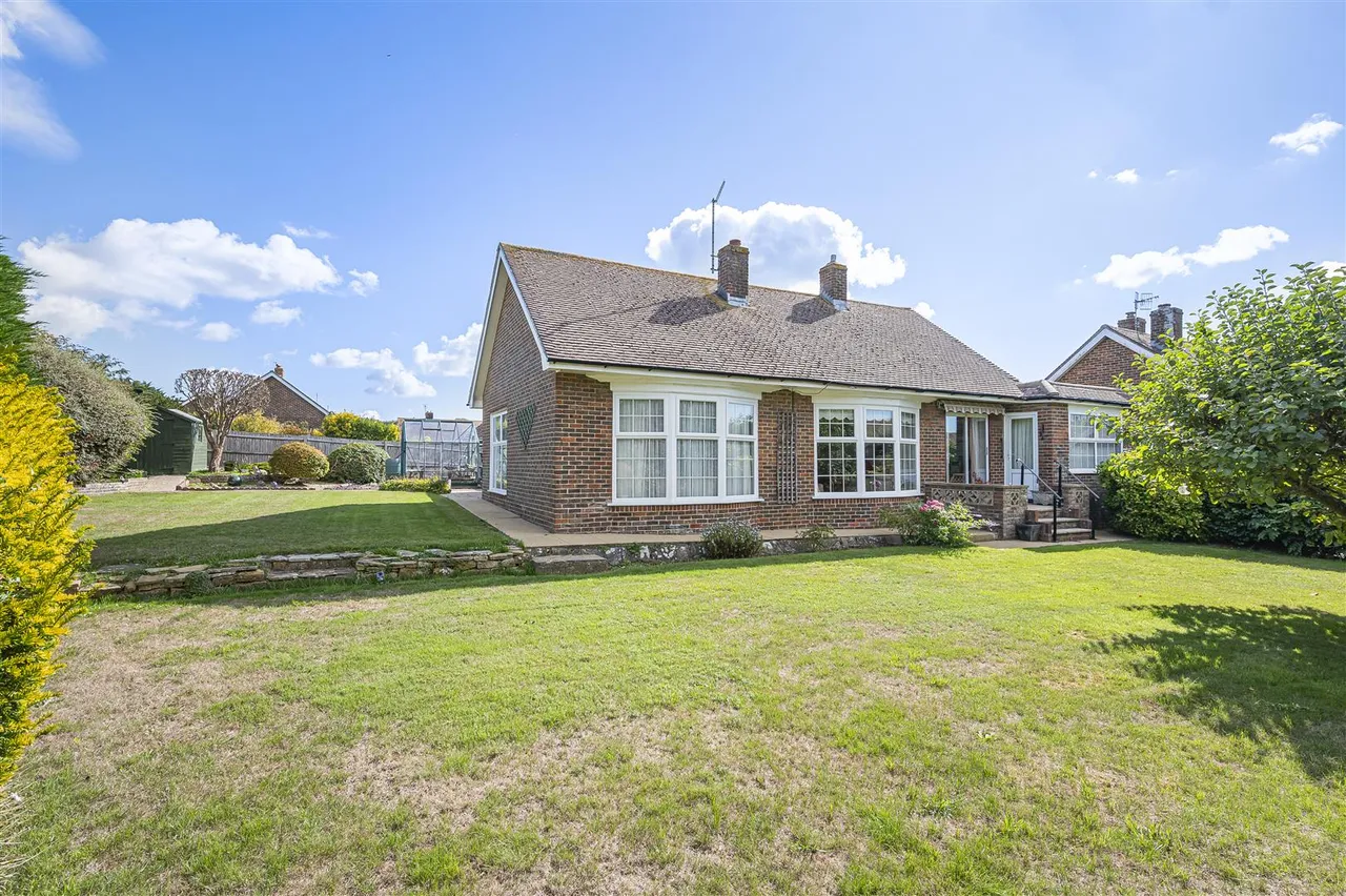 Fairways Close, Seaford, photo 4