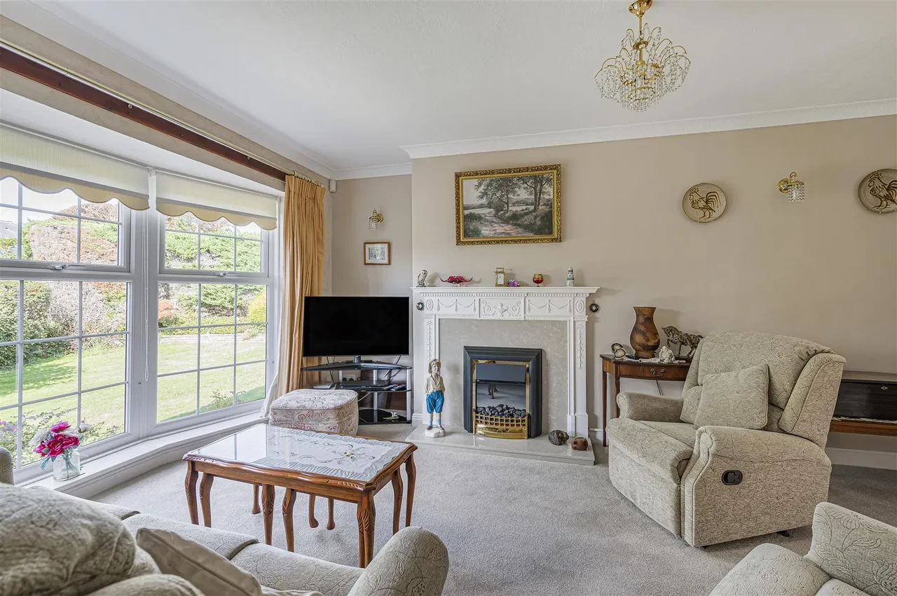 Fairways Close, Seaford, photo 12