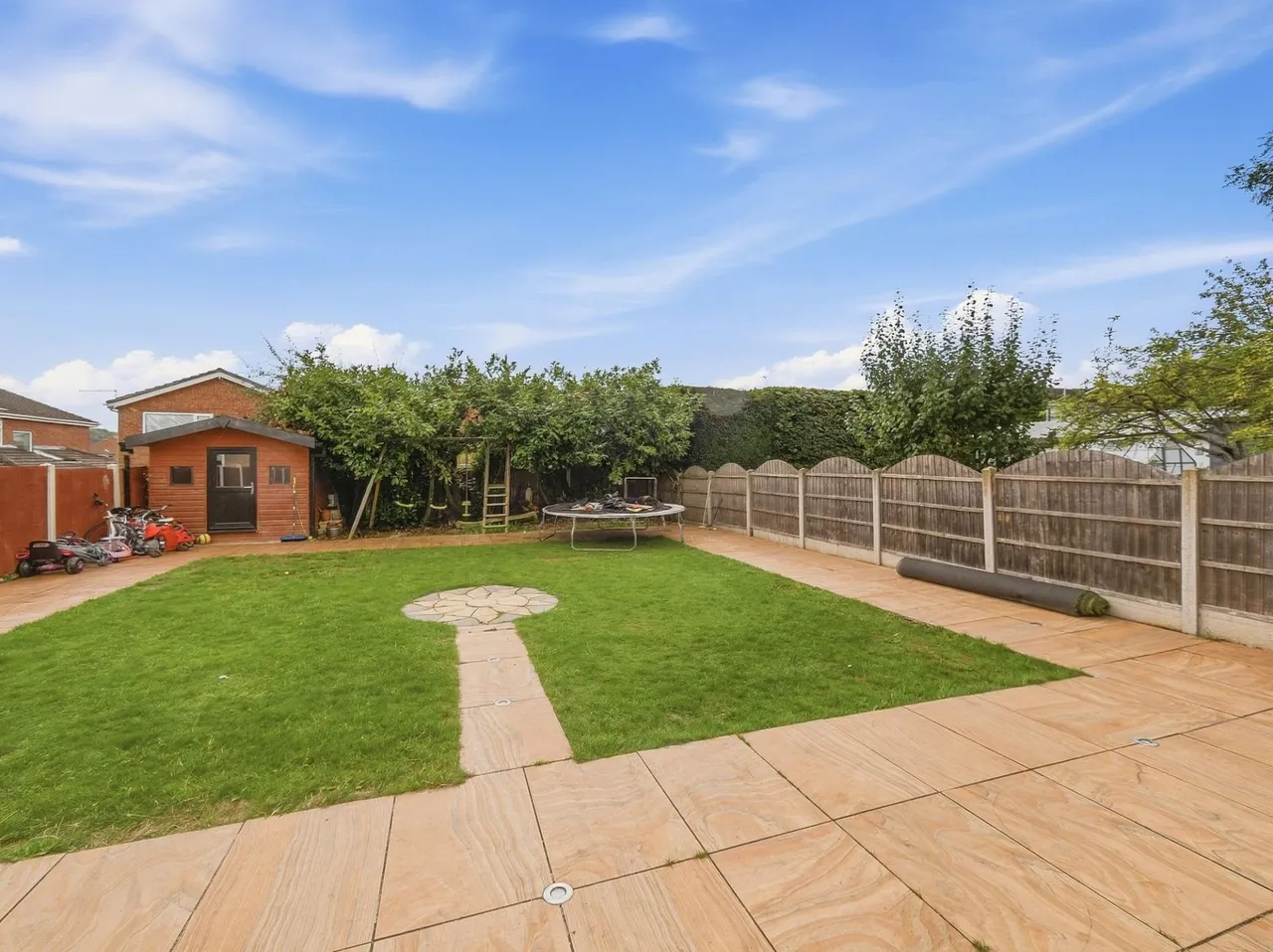 Long Lane, Carlton-In-Lindrick, S81, photo 20