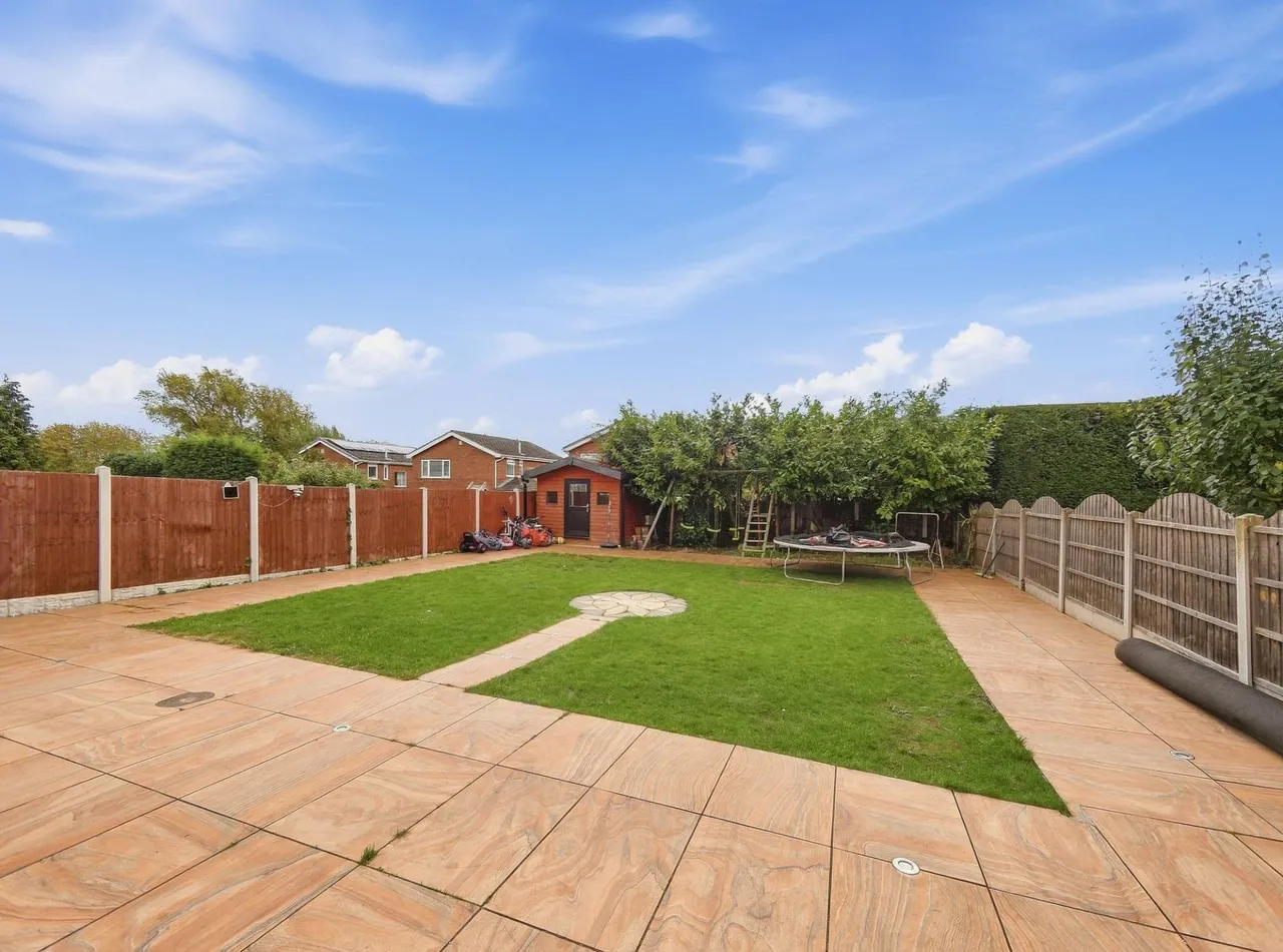 Long Lane, Carlton-In-Lindrick, S81, photo 19