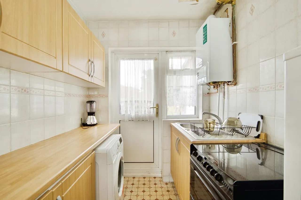 Eastbury Road, Romford, Essex, RM7, photo 13