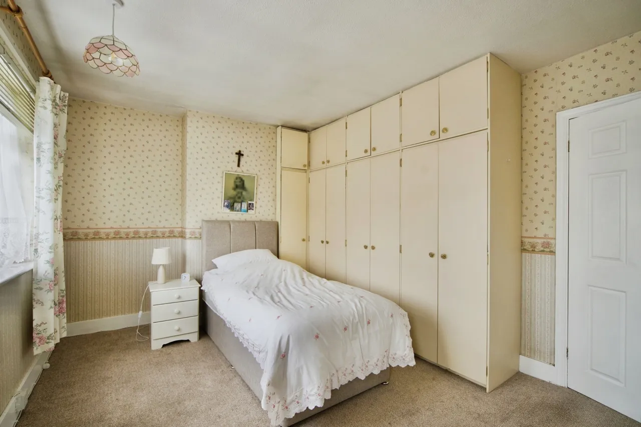 Eastbury Road, Romford, Essex, RM7, photo 4