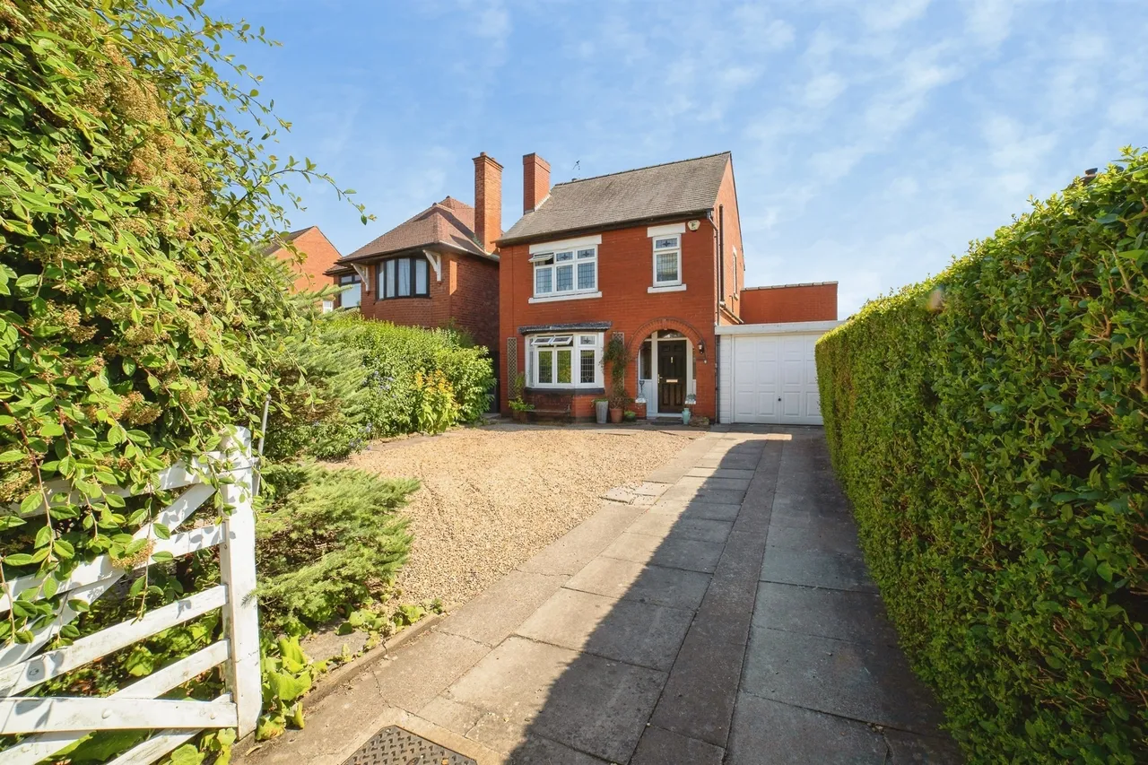 3 bed house for sale, Mansfield Road, South Normanton, DE55