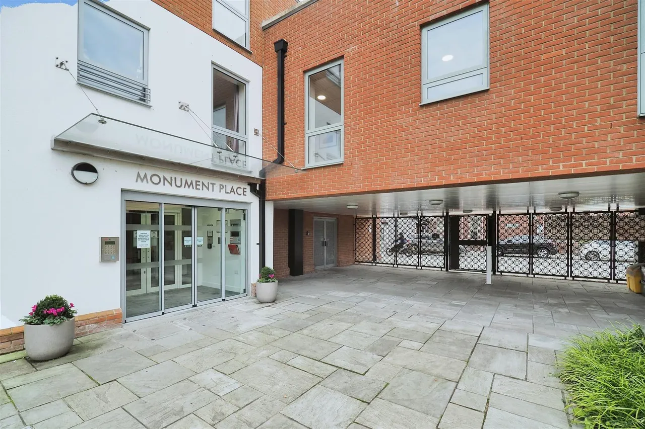 Endless Street, Salisbury, SP1, photo 19