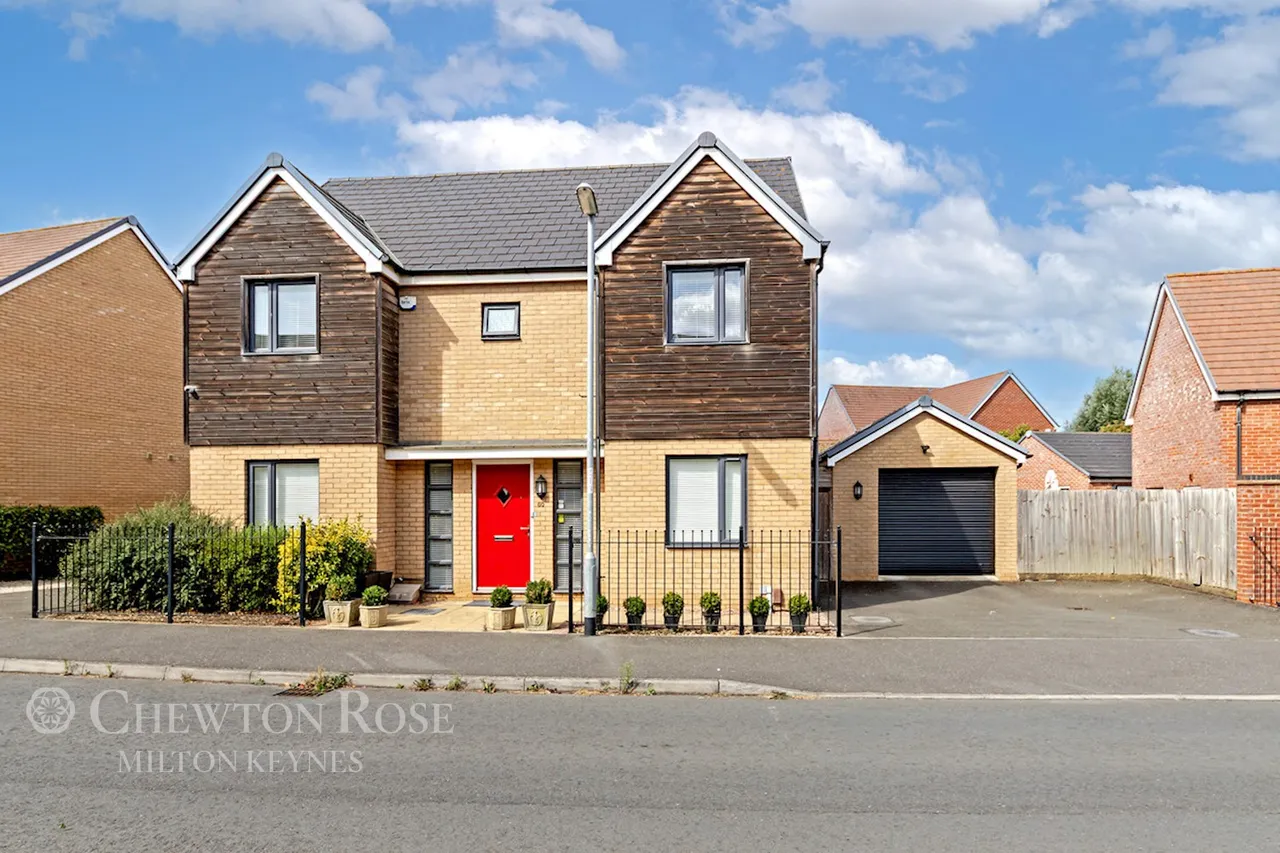 Folkes Road, Wootton, photo 40