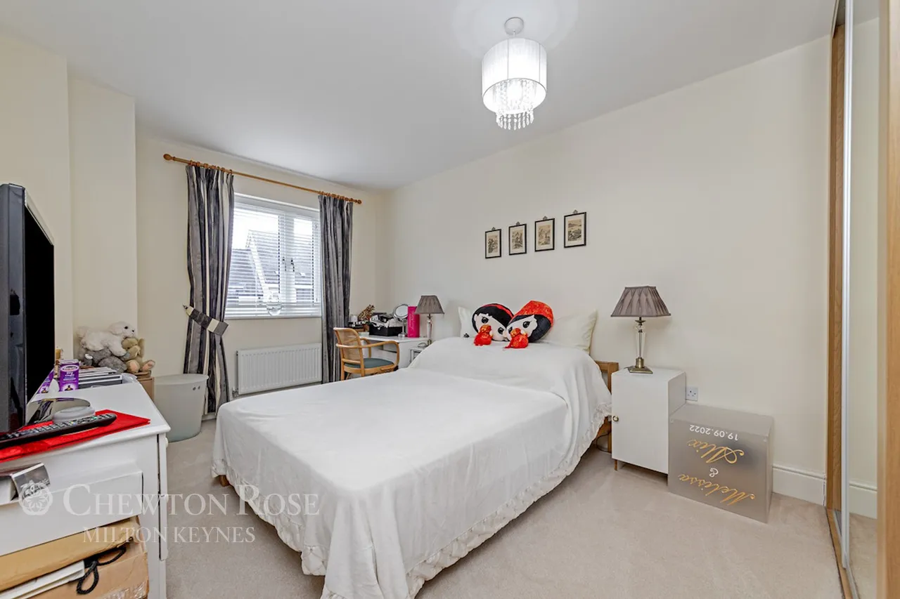 Folkes Road, Wootton, photo 26