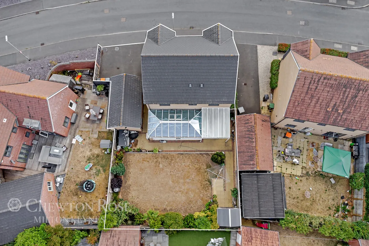 Folkes Road, Wootton, photo 39