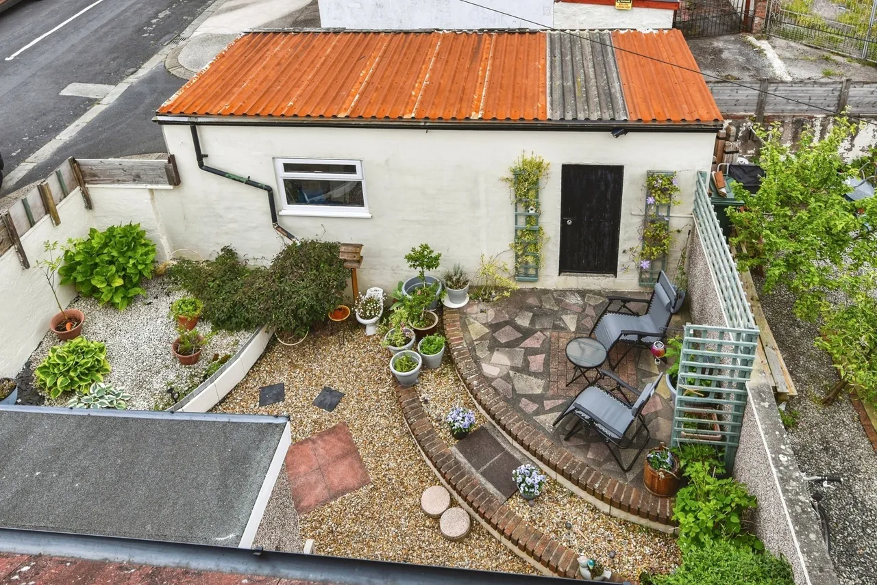 Chatsworth Road, Morecambe, LA4, photo 18