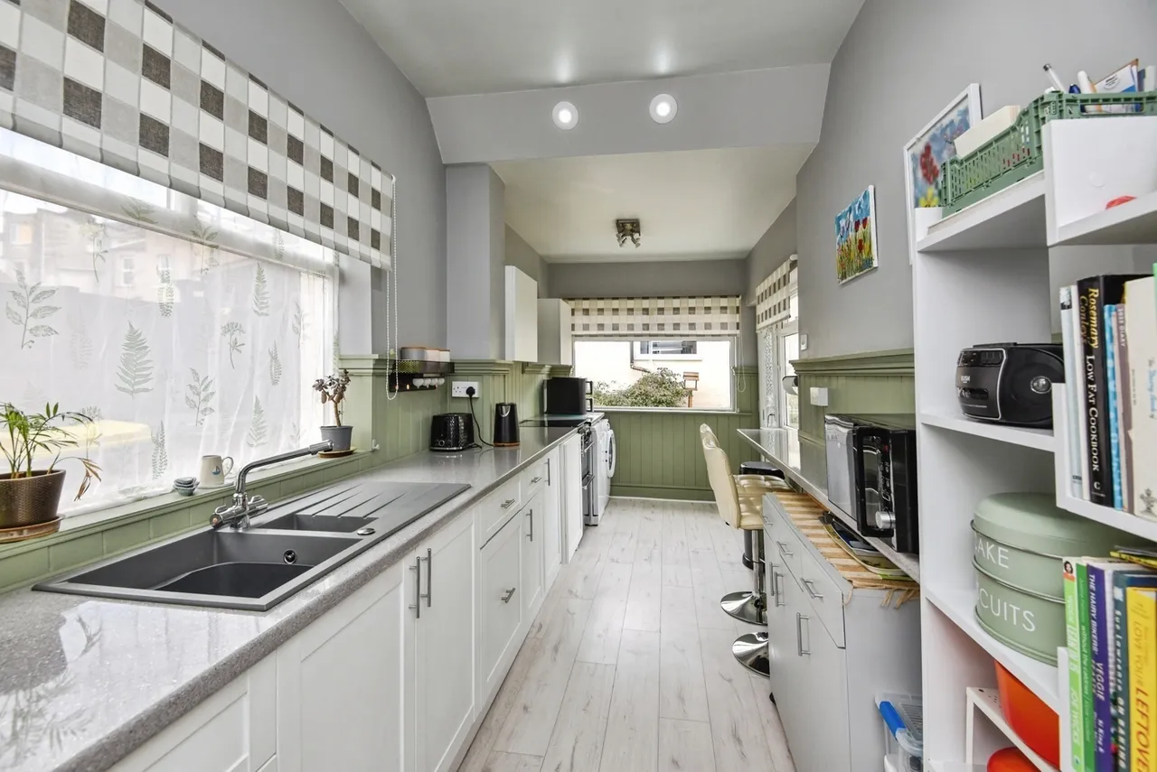 Chatsworth Road, Morecambe, LA4, photo 8
