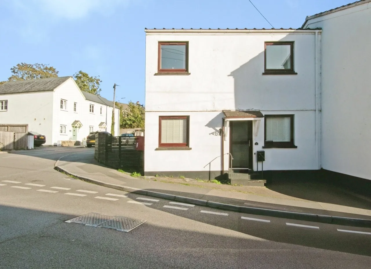 Passage Hill, TR11, photo 13