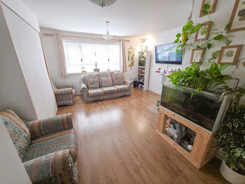Chertsey Road, Lower F, photo 4