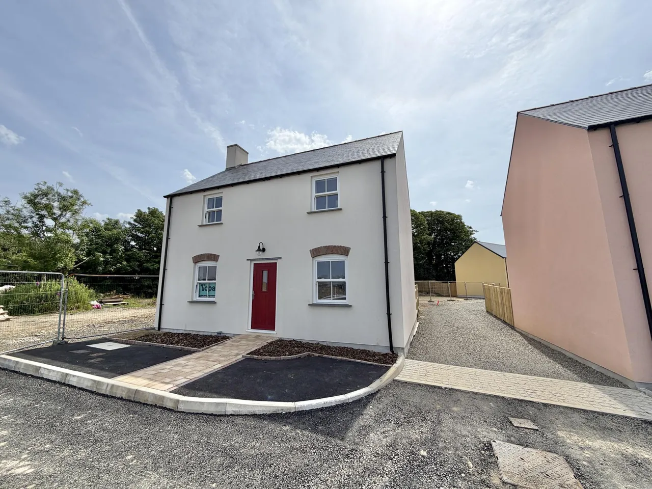 3 bed house for sale, Court Meadow, Letterston, SA62