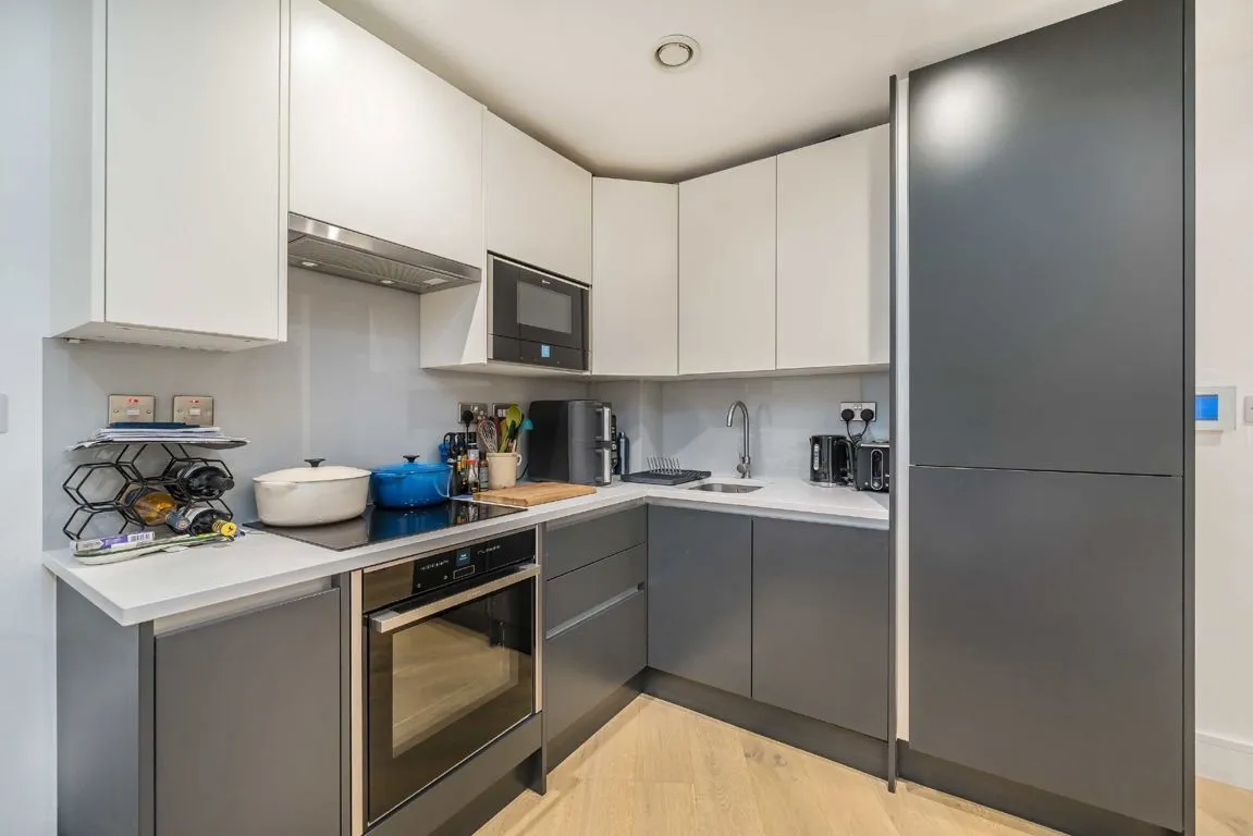 Abbeville Road, SW4, photo 3