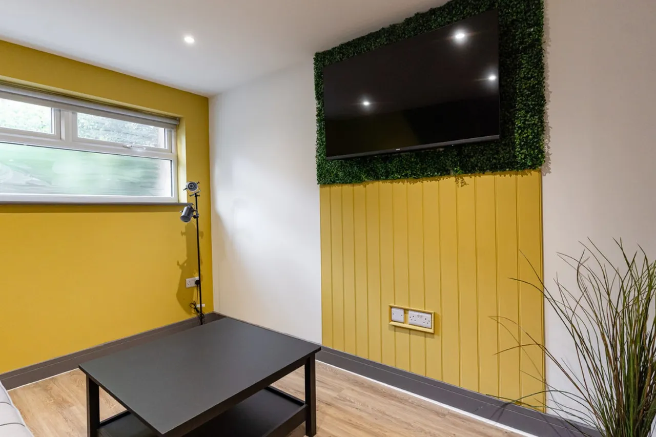 Thurmond Crescent, Stanmore, SO22, photo 6