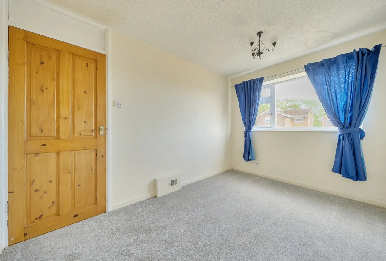 Roman Hackle Avenue, Gloucestershire, Wymans Brook, GL50 4RF, photo 6