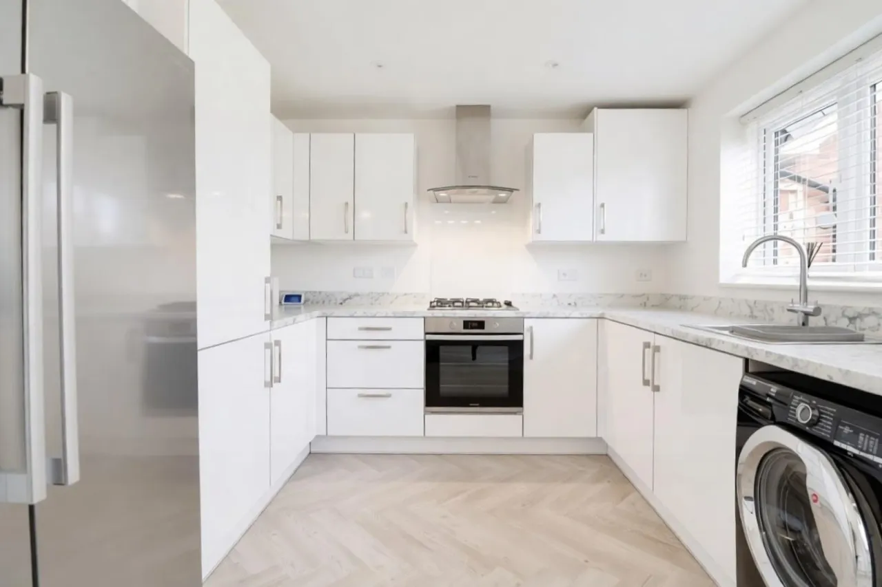 Bellis Court, Stafford, photo 5