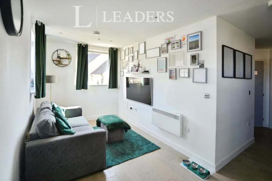 Collingwood Road, Witham, CM8, photo 3