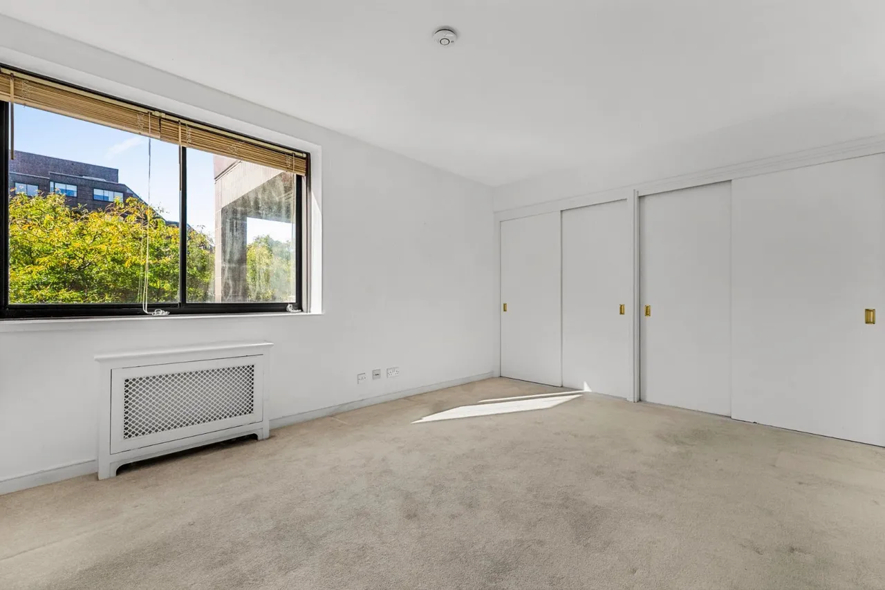 Grosvenor Road, London, SW1V, photo 4