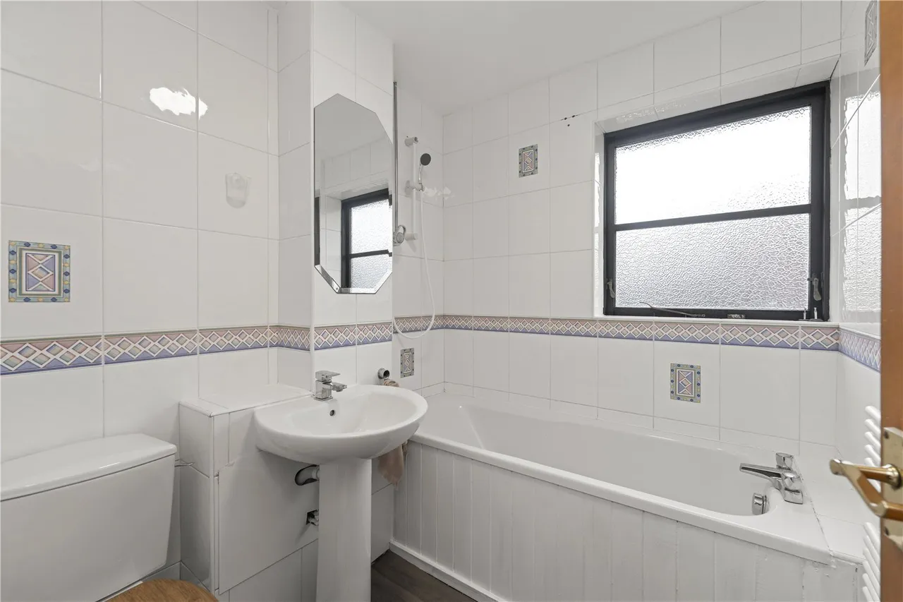 Partridge Road, Hampton, TW12 3SB, photo 7