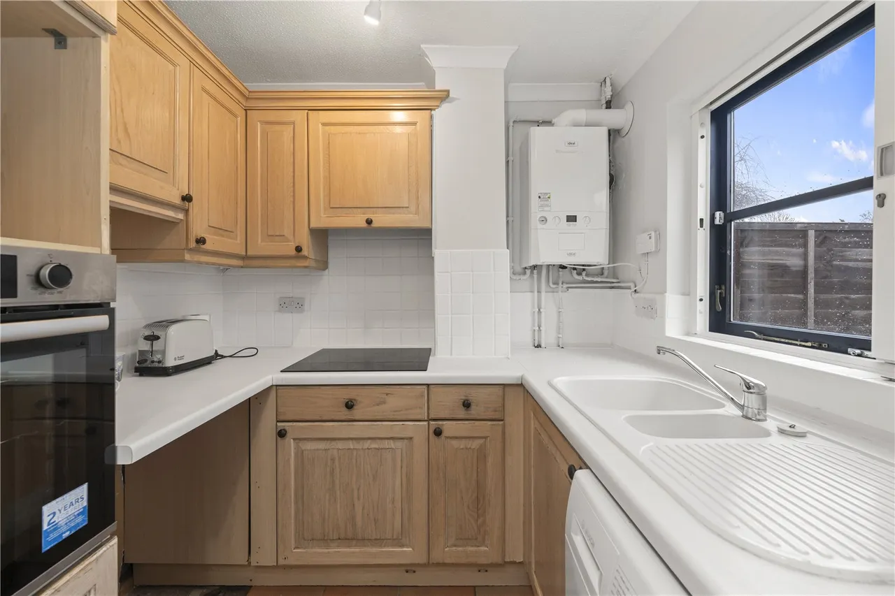Partridge Road, Hampton, TW12 3SB, photo 4