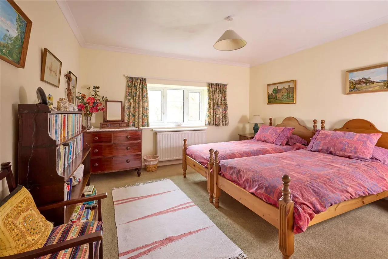 Lower Street, Barford St. Michael, Banbury, Oxfordshire, OX15 0RH, photo 10