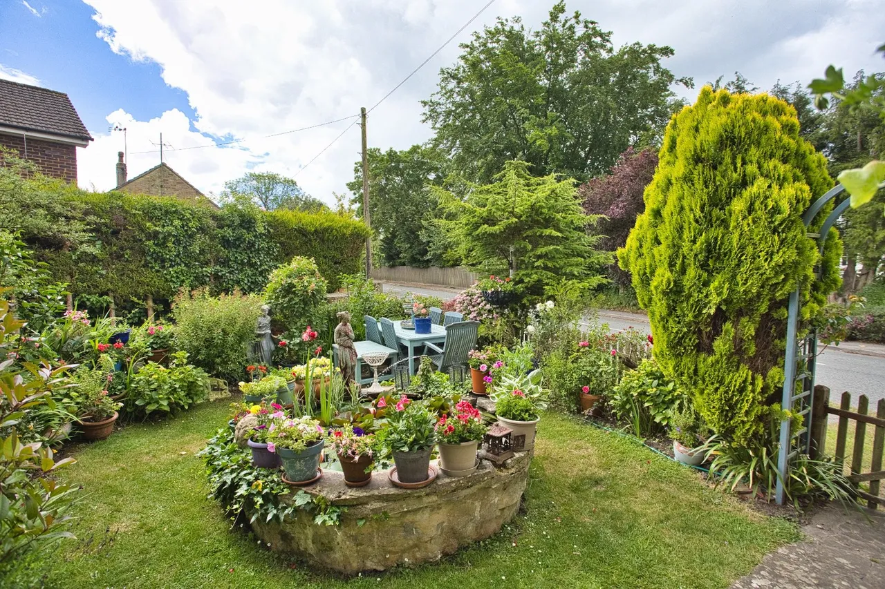 Canterbury Road, Etchinghill, CT18, photo 2