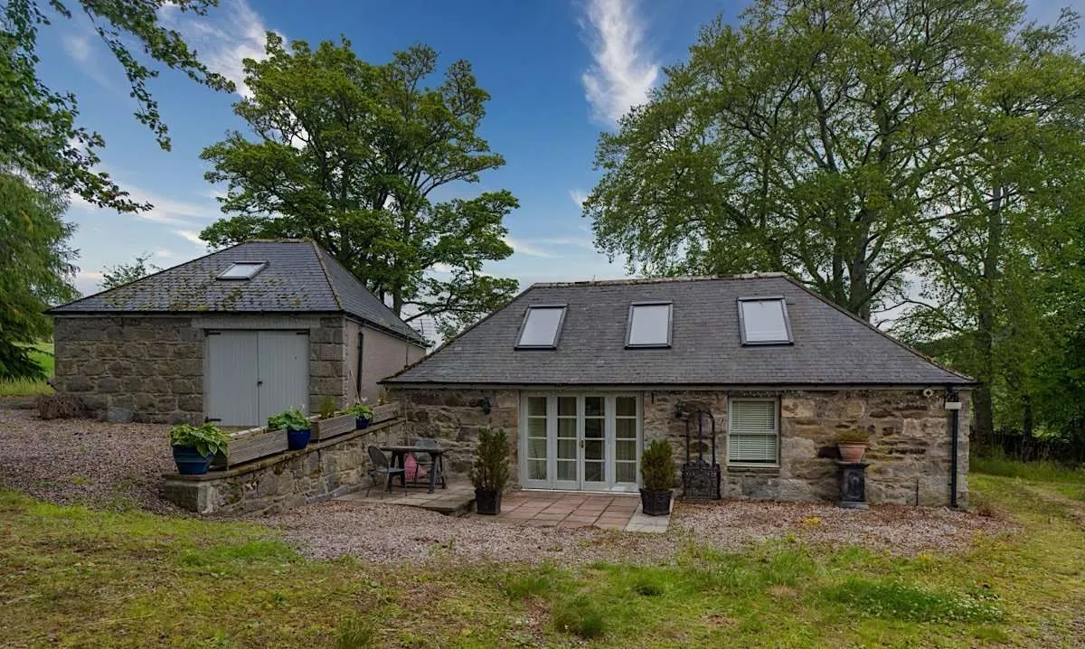 Old Schoolhouse, Tullynessle, Alford, Aberdeenshire, AB33 8QR, photo 3