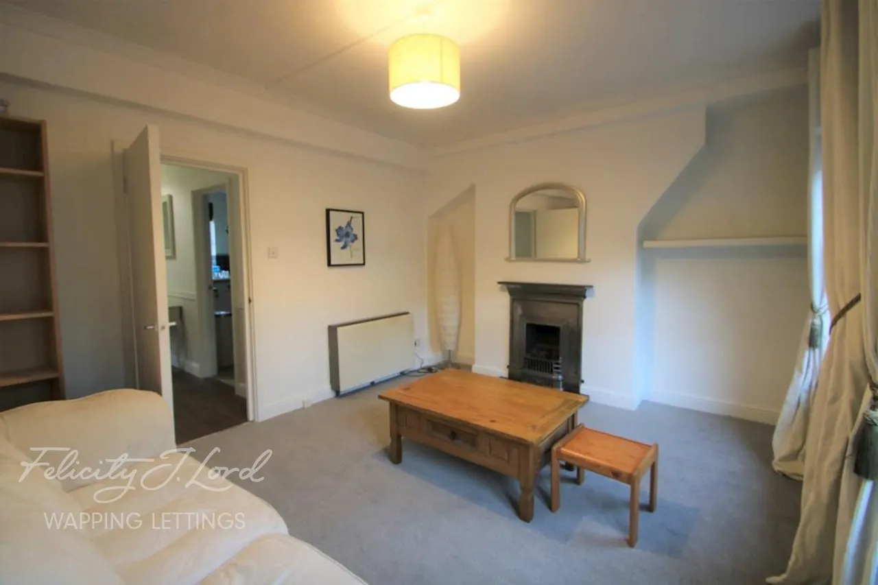 Riverside Mansions, E1W, photo 2