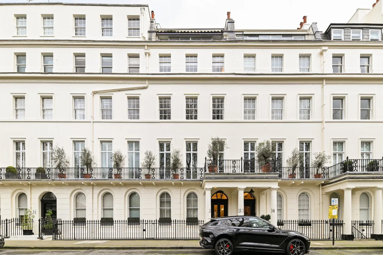 2 bed flat for sale, Eaton Square, Belgravia, SW1W