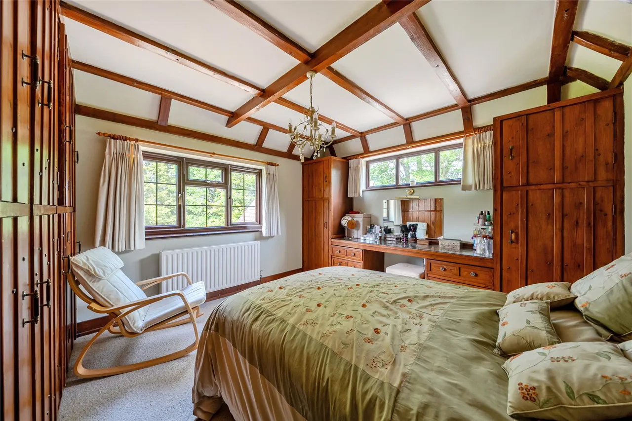 London Road, Send, GU23, photo 15