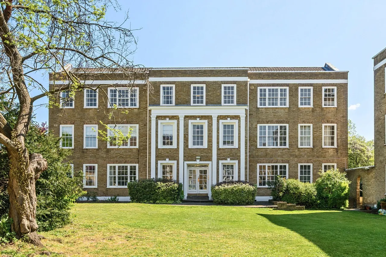 2 bed flat for sale — Parkside, London, SE3