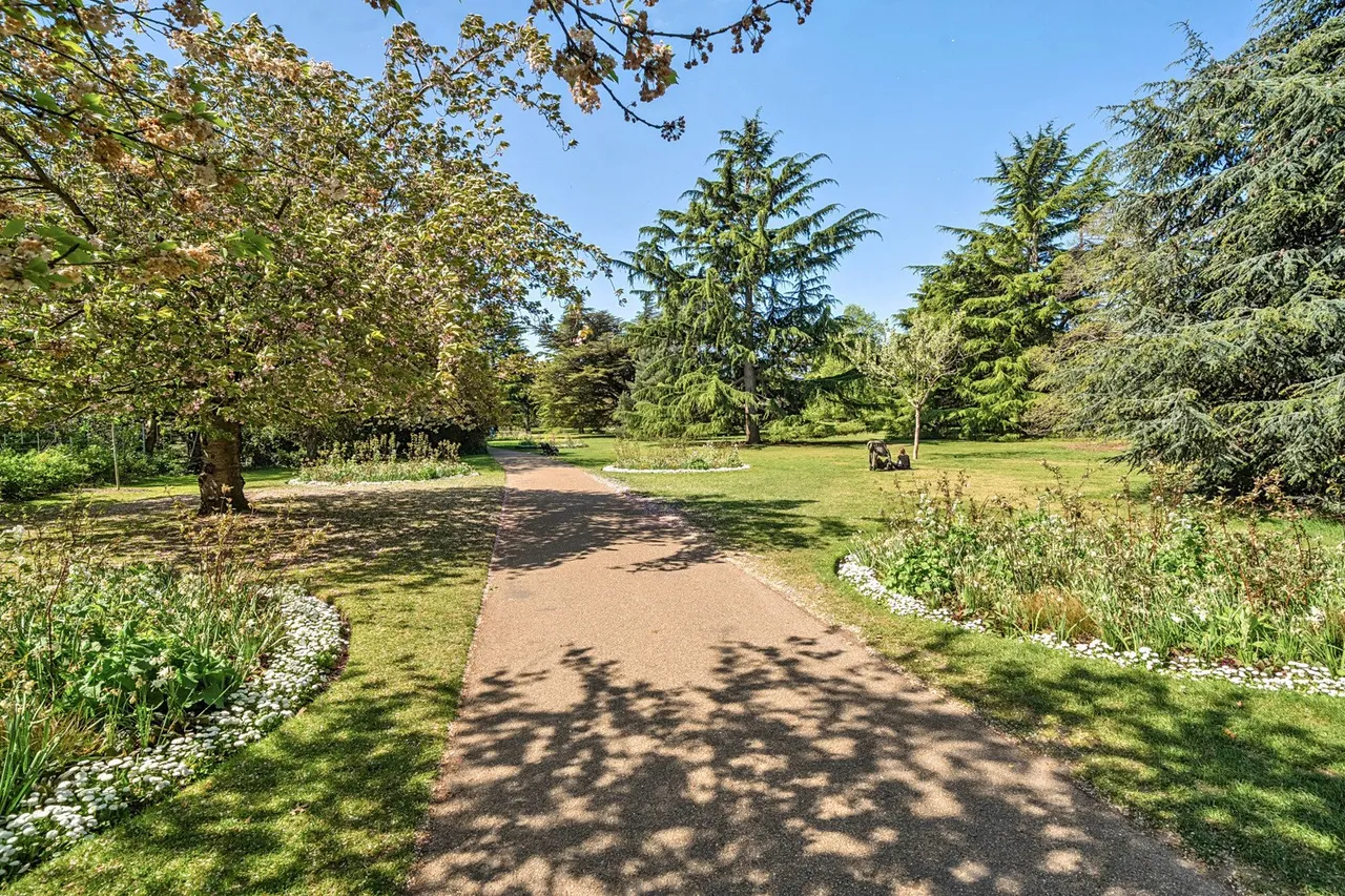 Parkside, London, SE3, photo 14