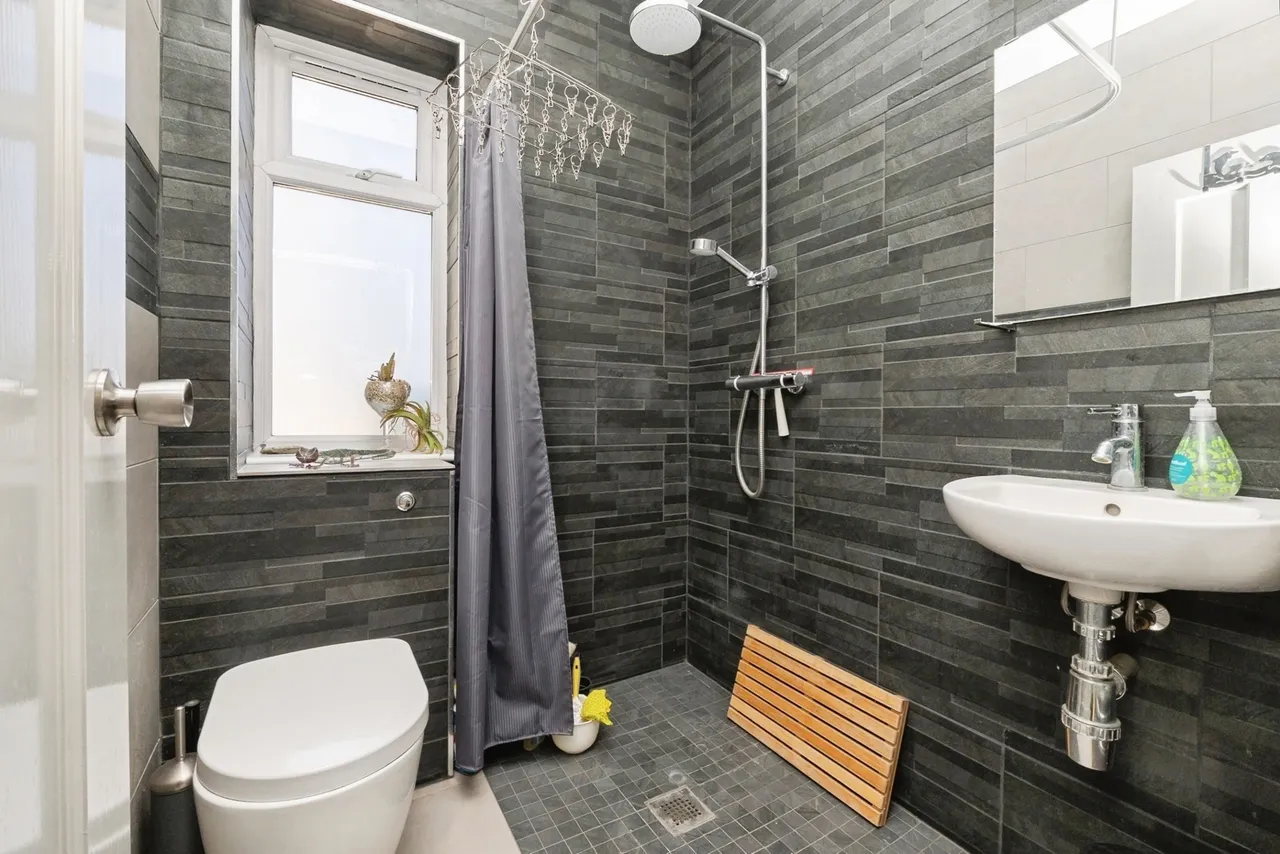 Mayfield Avenue, Bristol, BS16, photo 20