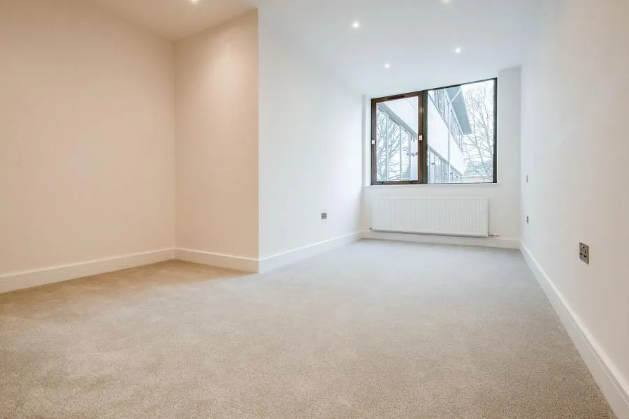 Harvest Crescent, Fleet, GU51, photo 6