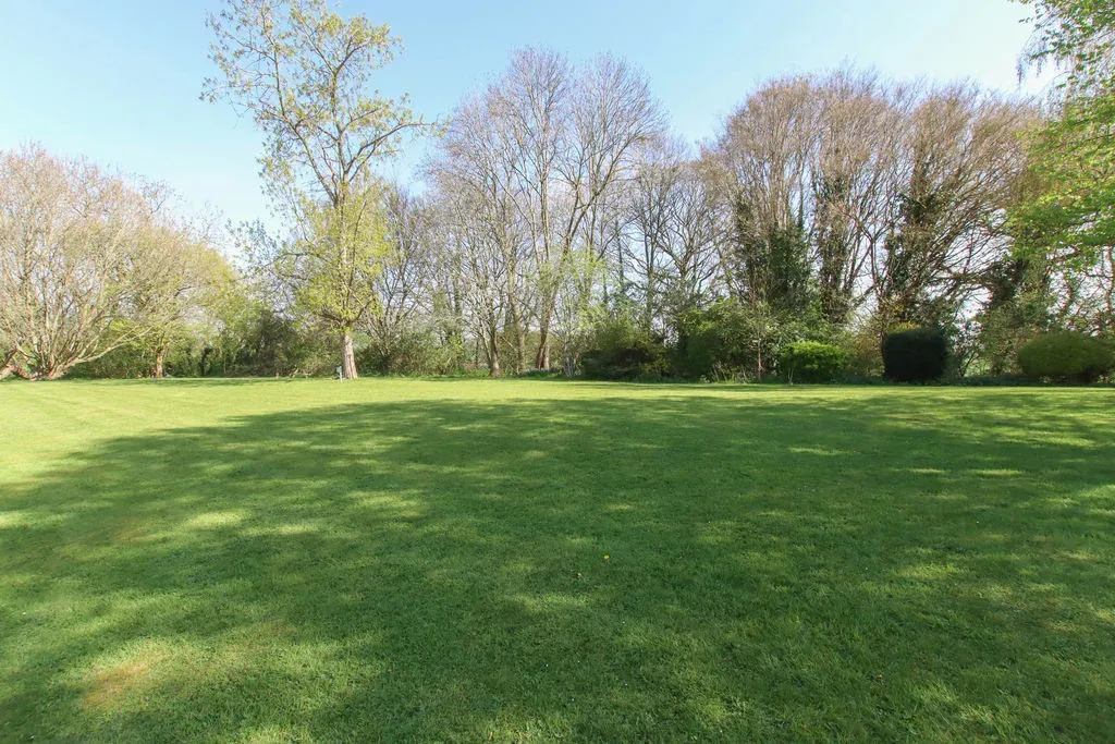 Nightingale Walk, Hemel Hempstead, Hertfordshire, HP2 7QX, photo 9