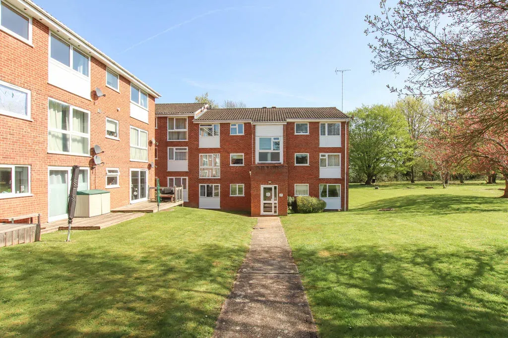 Nightingale Walk, Hemel Hempstead, Hertfordshire, HP2 7QX, photo 11