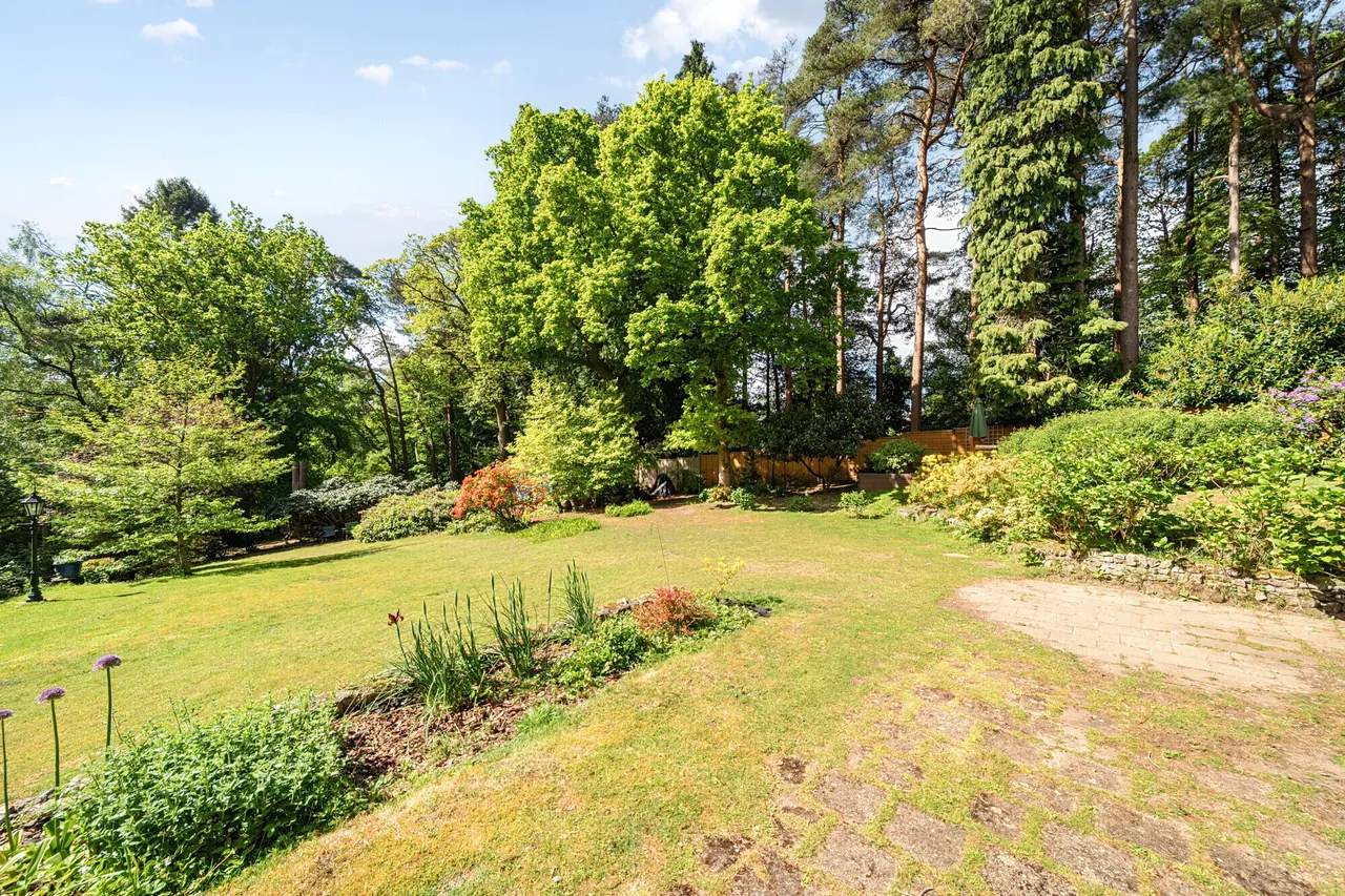 Hindhead Road, Hindhead, GU26, photo 2